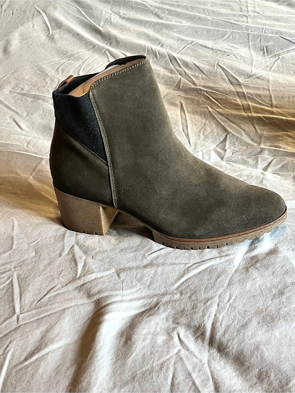 Dr. Scholl's Lively Olive & Brown Ankle Boots US 11